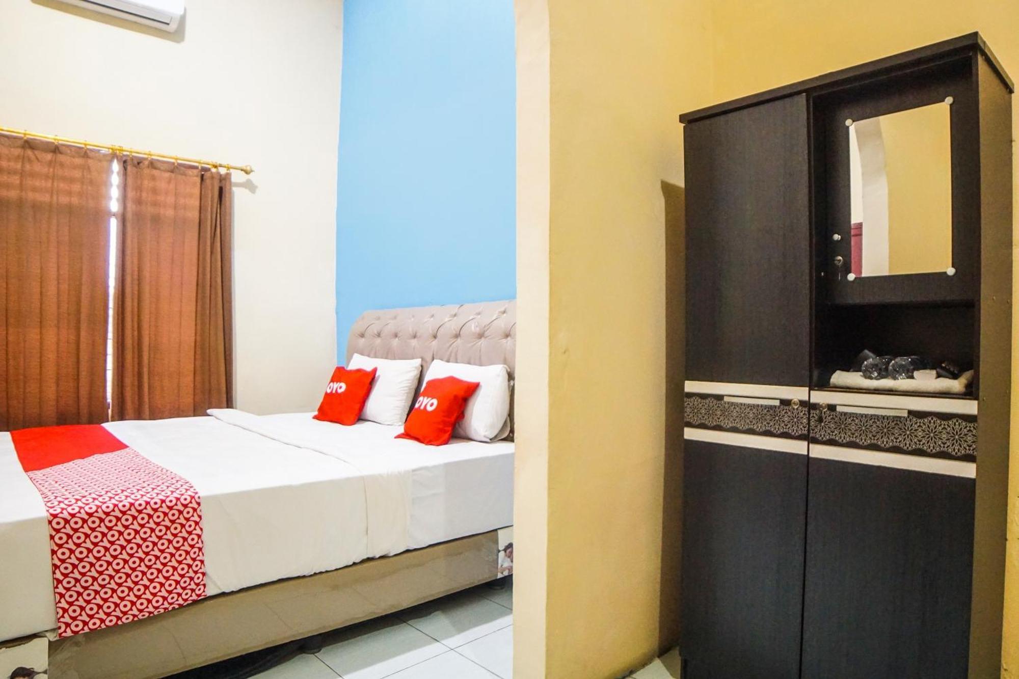 Oyo 92076 Sky Residence Cengkeh Medan Exterior photo